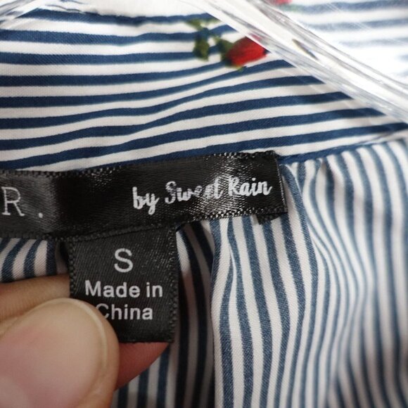 S.R. By Sweet Rain Blouse Top Women's Small Blue/Red Floral long sleeve - Picture 4 of 10